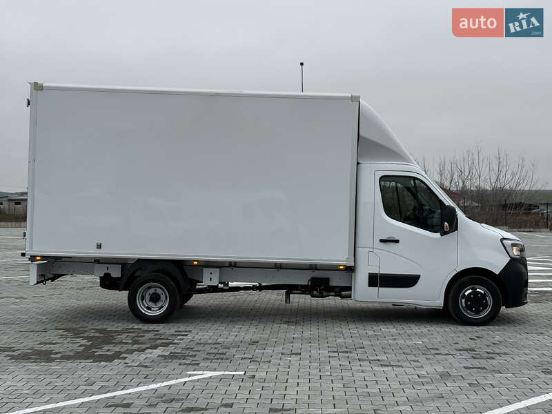 Грузовой фургон Renault Master 2022 в Дубно