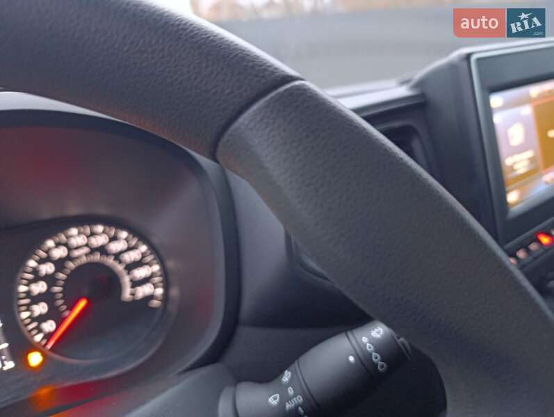 Вантажний фургон Renault Master 2023 в Києві