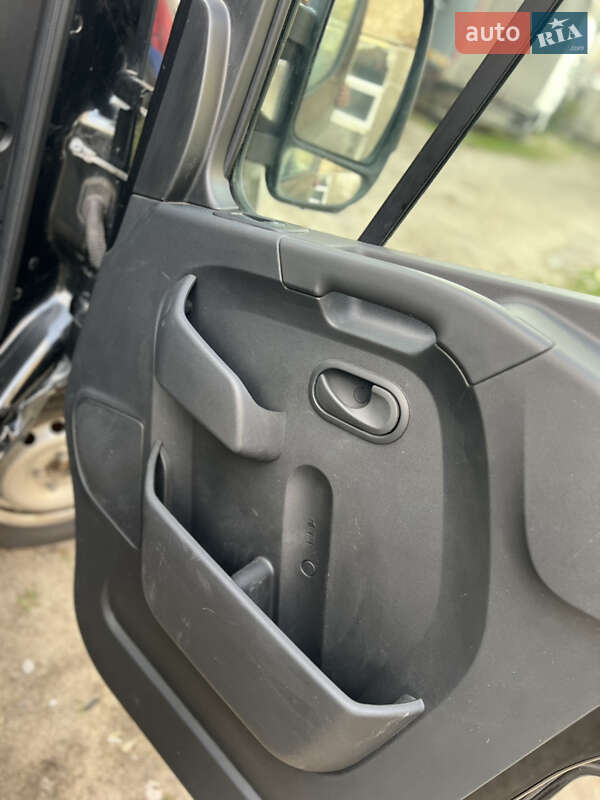 Вантажний фургон Renault Master 2022 в Дніпрі фото 22 Вантажний фургон Renault Master 2022 в Дніпрі