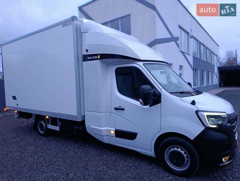Renault Master 2023