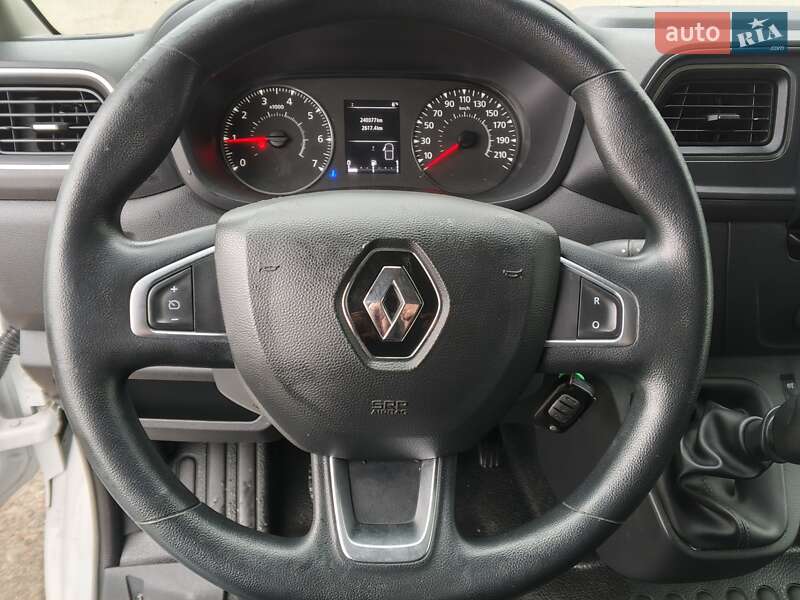 Вантажний фургон Renault Master 2019 в Києві