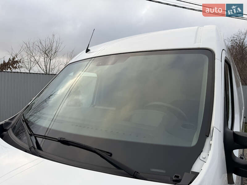 Інші вантажівки Renault Master 2020 в Івано-Франківську