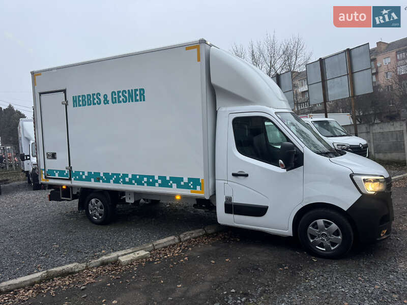 Вантажний фургон Renault Master 2022 в Рівному