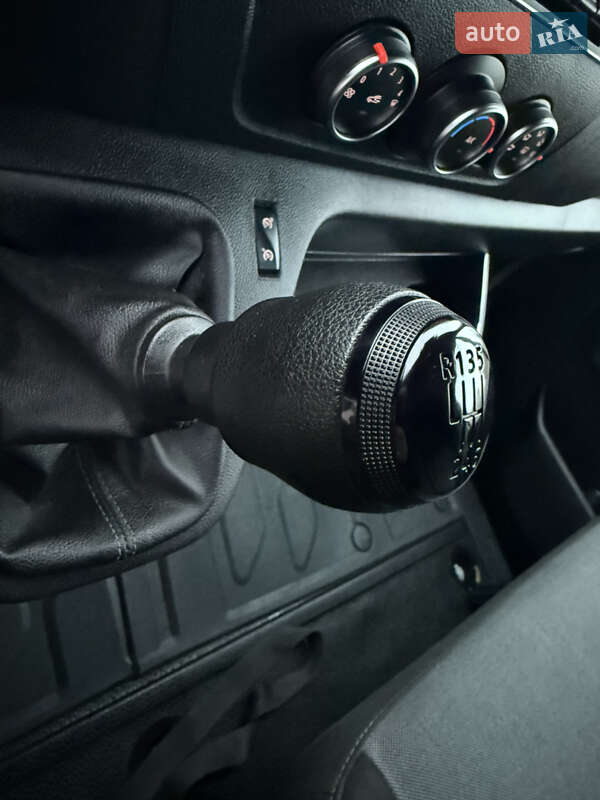 Вантажний фургон Renault Master 2022 в Києві