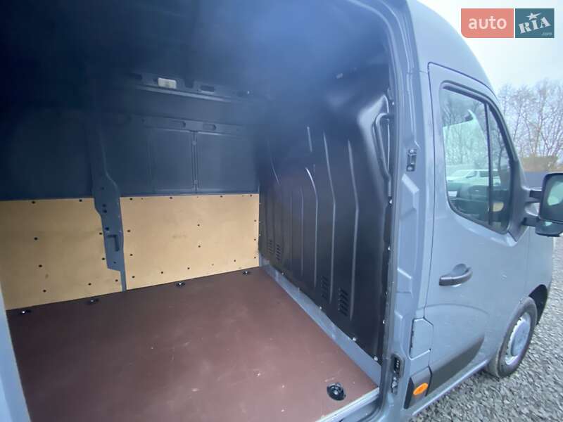 Вантажний фургон Renault Master 2022 в Києві