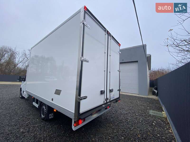 Другие грузовики Renault Master 2022 в Киеве