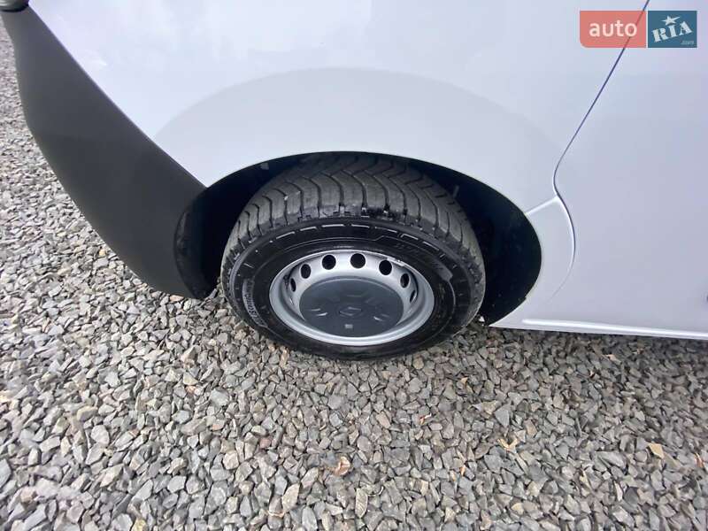 Другие грузовики Renault Master 2022 в Киеве