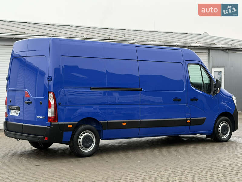 Вантажний фургон Renault Master 2022 в Дубні