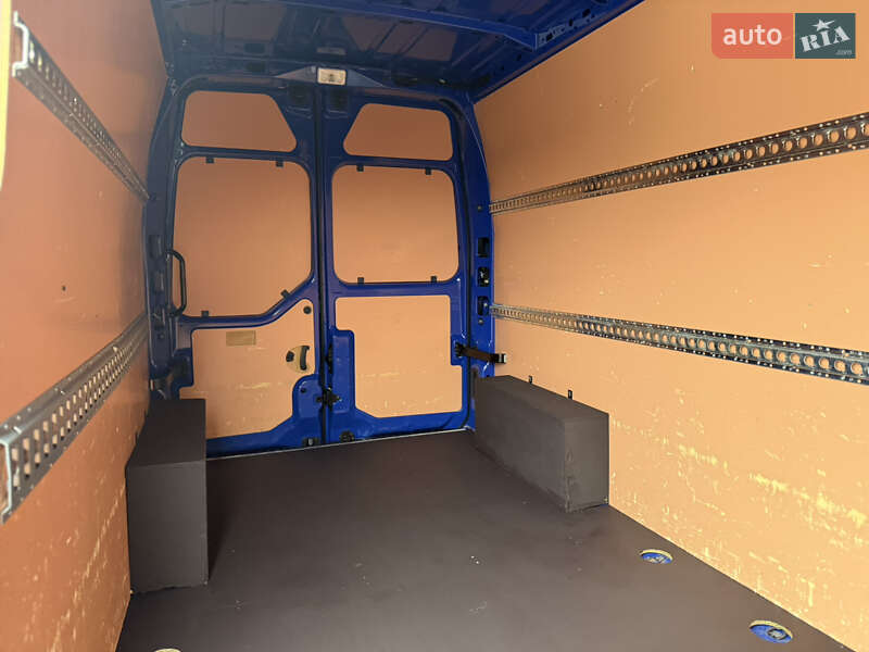 Вантажний фургон Renault Master 2022 в Дубні