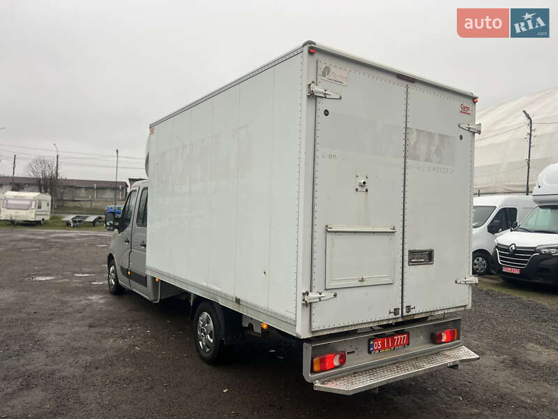 Вантажний фургон Renault Master 2015 в Луцьку