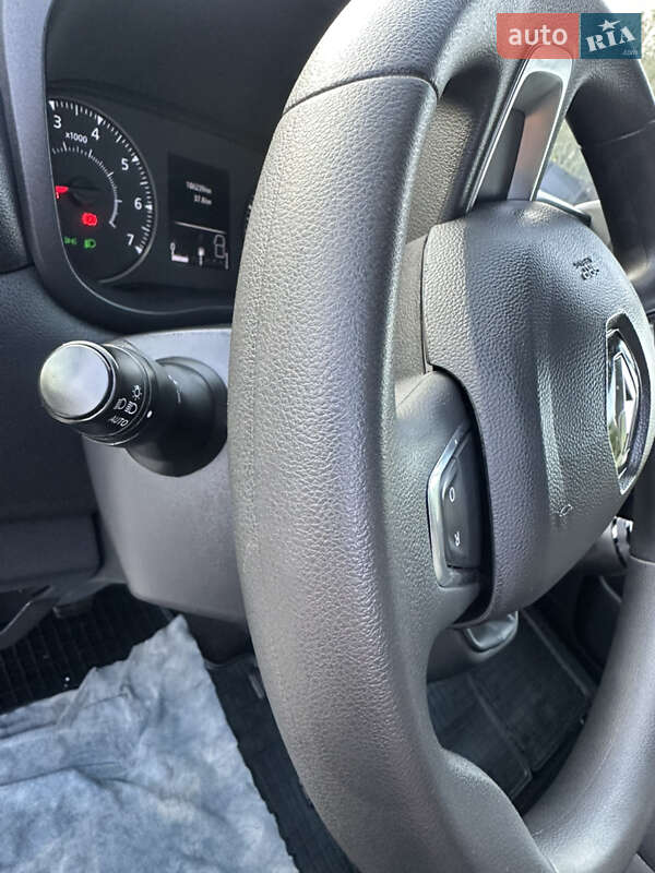 Вантажний фургон Renault Master 2022 в Ковелі