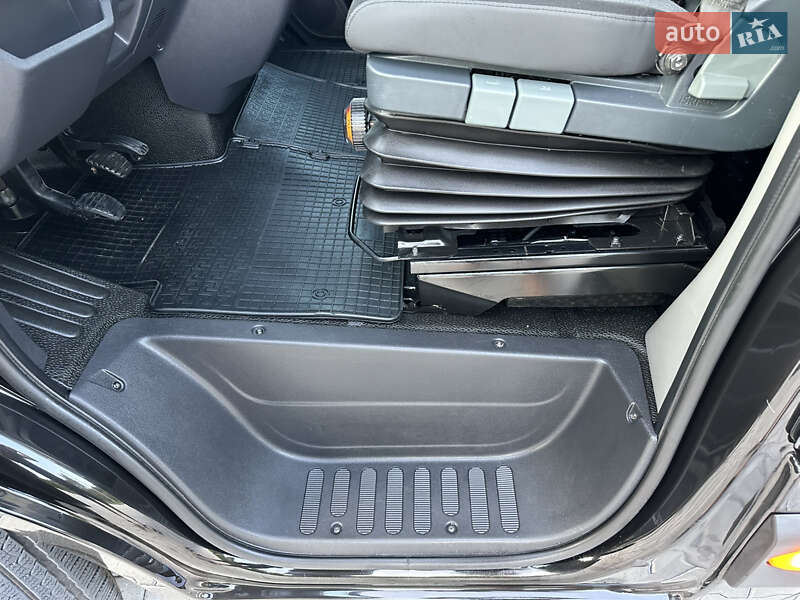 Вантажний фургон Renault Master 2022 в Ковелі