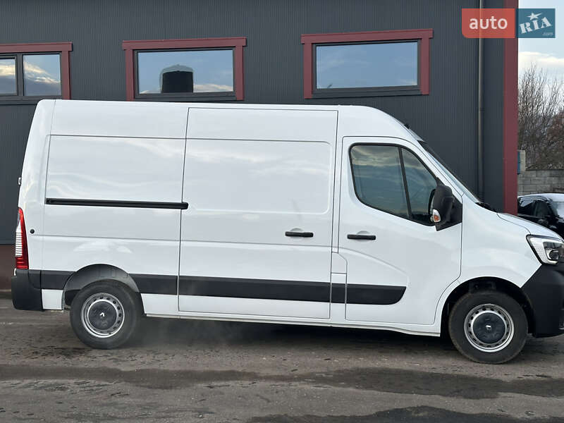 Вантажний фургон Renault Master 2020 в Долині