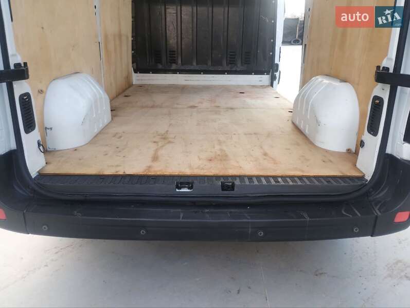 Грузовой фургон Renault Master 2018 в Дубно фото 23 Грузовой фургон Renault Master 2018 в Дубно