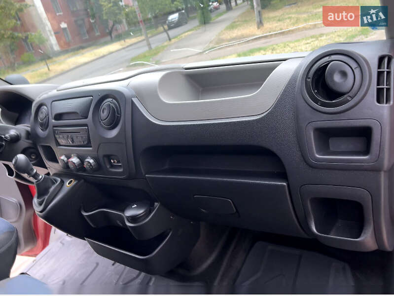 Грузовой фургон Renault Master 2011 в Киеве