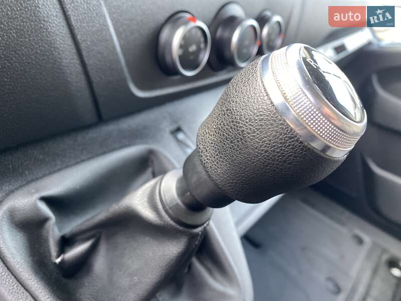 Грузовой фургон Renault Master 2021 в Хусте фото 48 Грузовой фургон Renault Master 2021 в Хусте