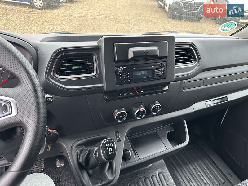 Грузовой фургон Renault Master 2020 в Львове