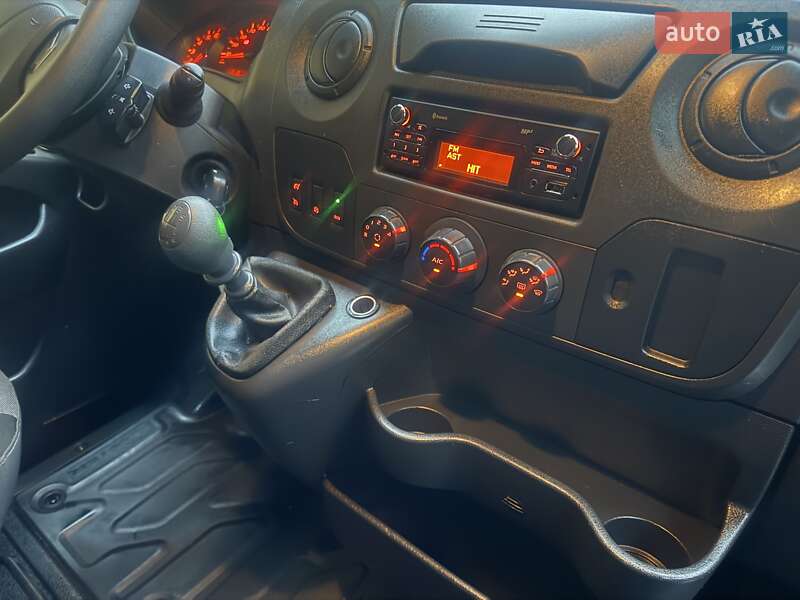 Грузовой фургон Renault Master 2020 в Ковеле фото 72 Грузовой фургон Renault Master 2020 в Ковеле
