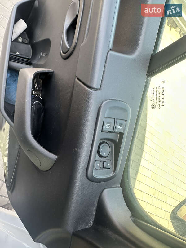 Грузовой фургон Renault Master 2021 в Луцке фото 40 Грузовой фургон Renault Master 2021 в Луцке