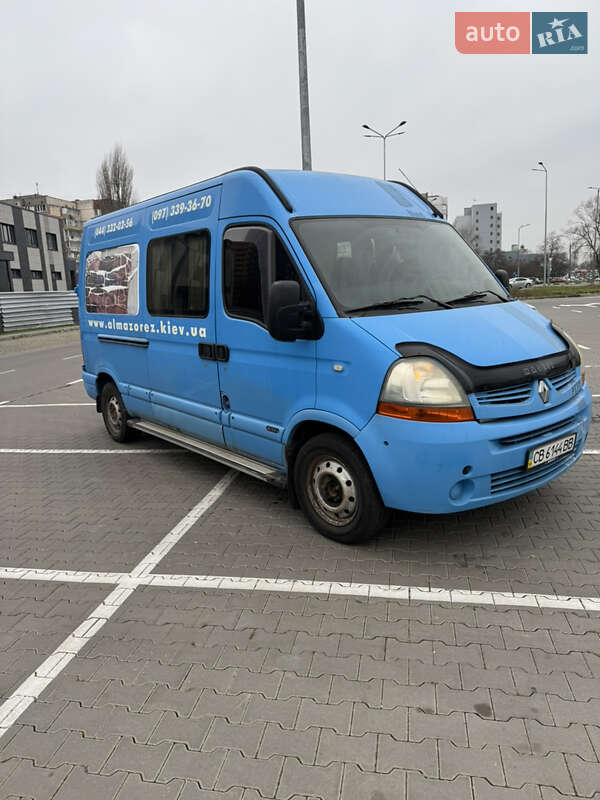 Грузопассажирский фургон Renault Master 2007 в Киеве