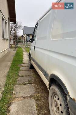 Вантажний фургон Renault Master 2001 в Коломиї