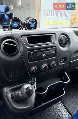 Вантажний фургон Renault Master 2012 в Могилів-Подільському