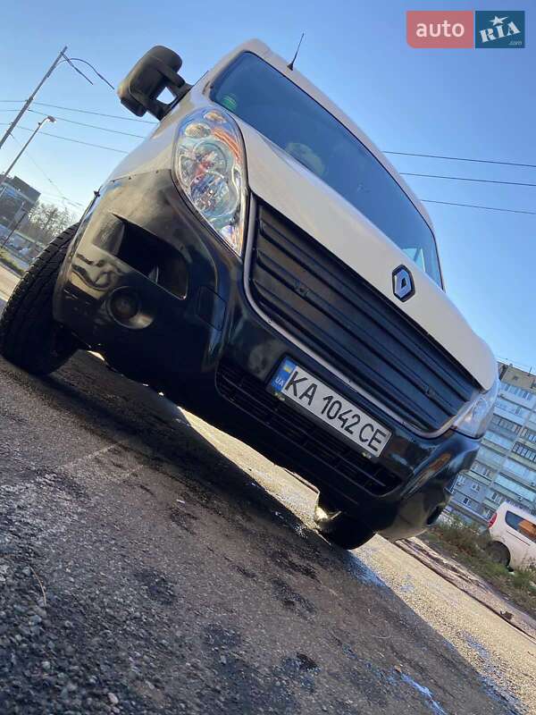 Renault Master 2012