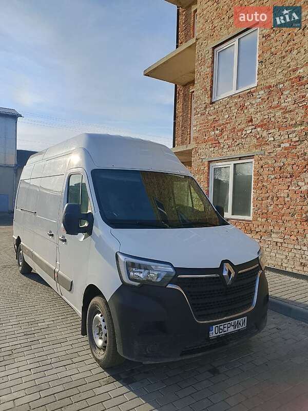 Renault Master 2023