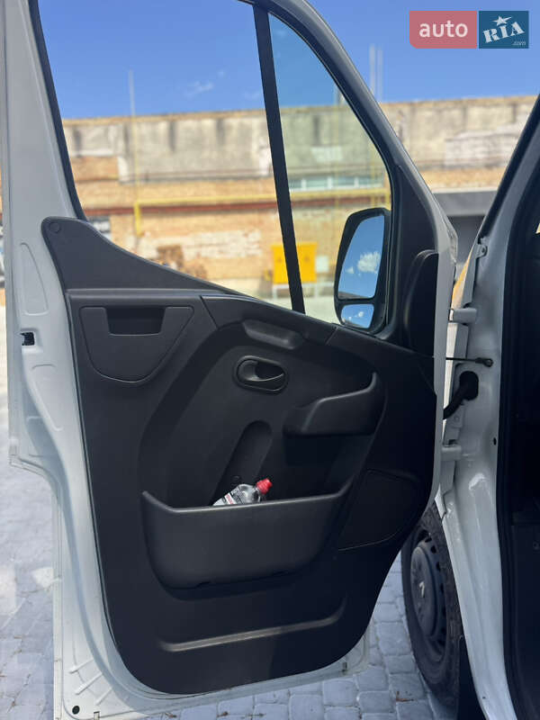 Автовоз Renault Master 2019 в Львові