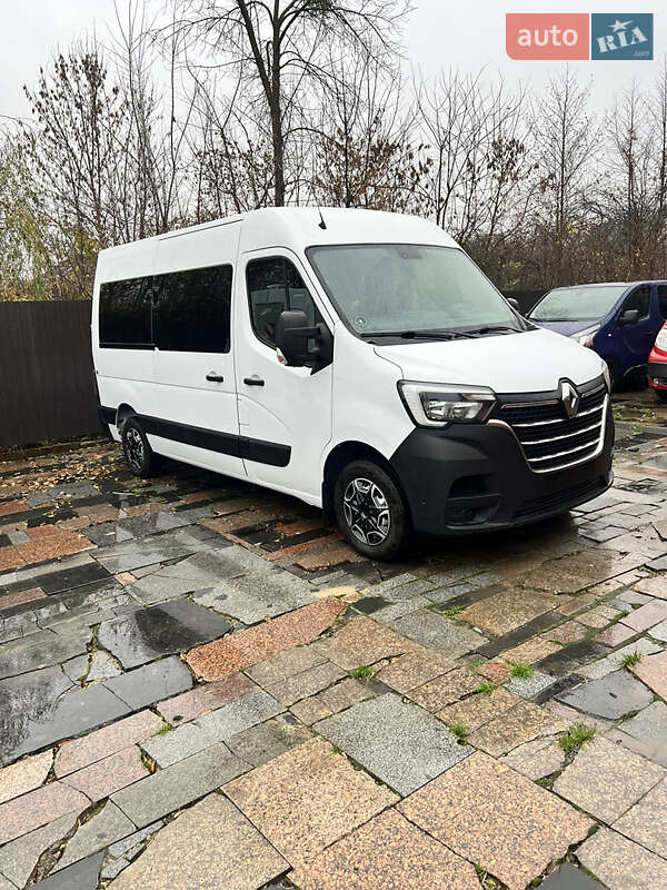 Минивэн Renault Master 2020 в Коростене