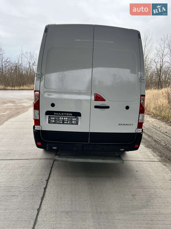 Микроавтобус Renault Master 2021 в Коростене