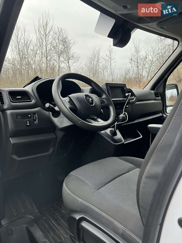 Микроавтобус Renault Master 2021 в Коростене