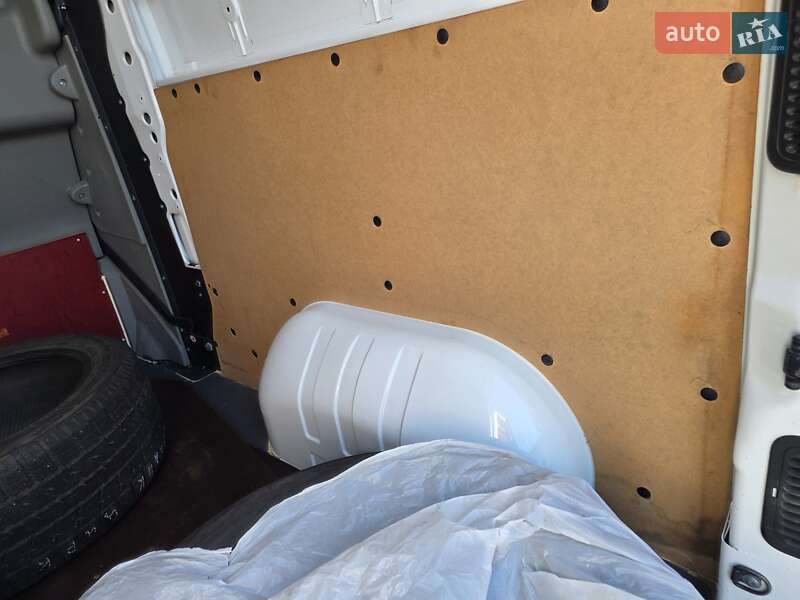 Вантажний фургон Renault Master 2017 в Одесі