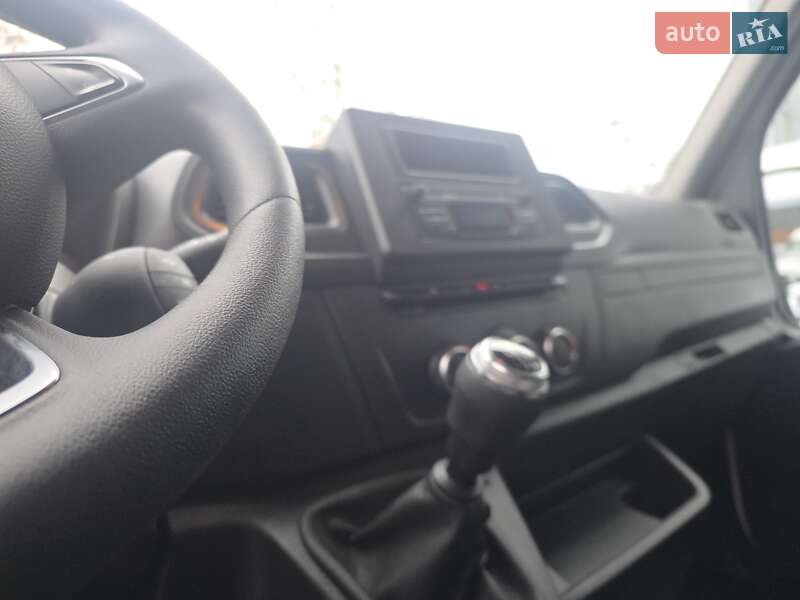 Вантажний фургон Renault Master 2021 в Одесі