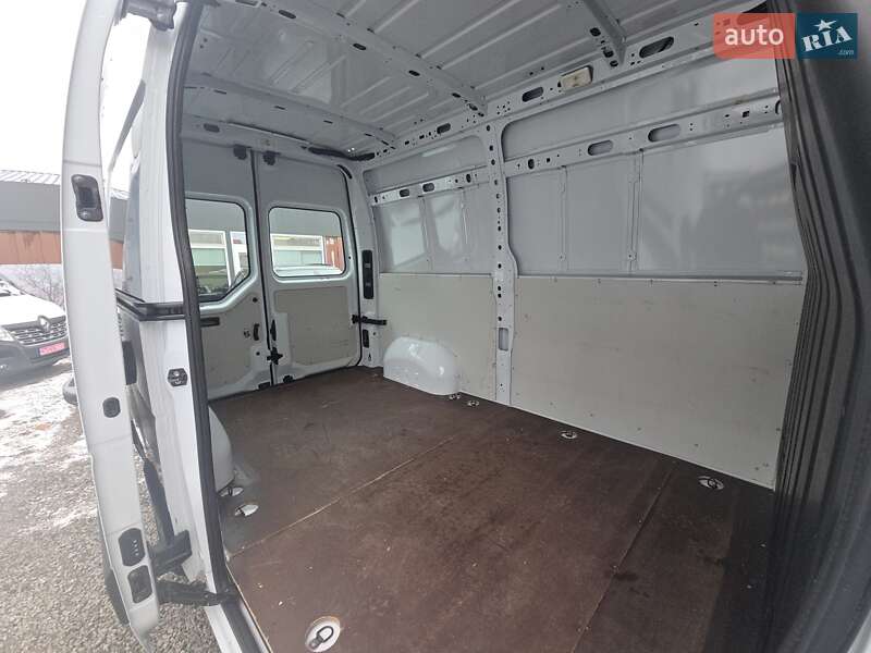 Вантажний фургон Renault Master 2021 в Одесі