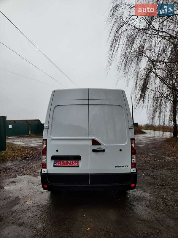 Вантажний фургон Renault Master 2017 в Дубні