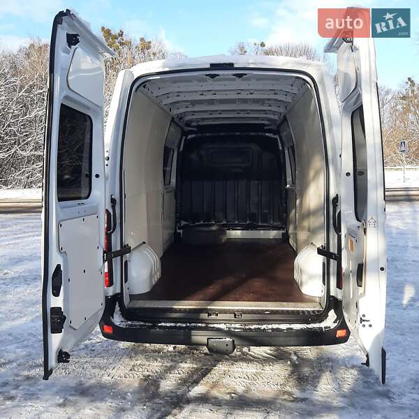 Вантажний фургон Renault Master 2022 в Полтаві