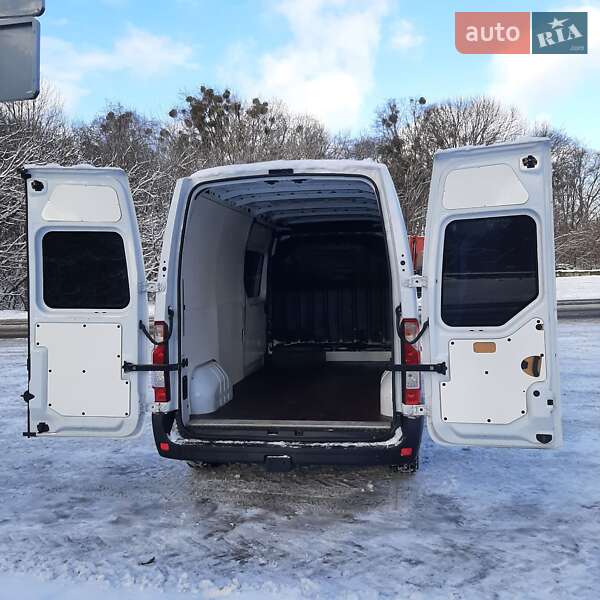 Вантажний фургон Renault Master 2022 в Полтаві