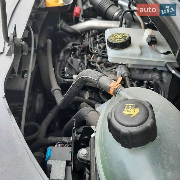 Вантажний фургон Renault Master 2022 в Полтаві