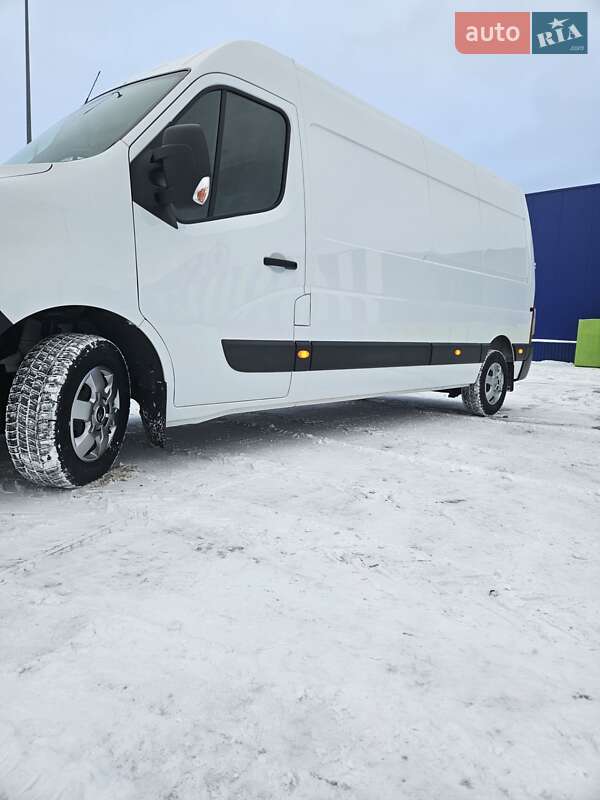Грузовой фургон Renault Master 2022 в Дубно