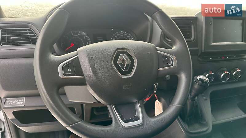 Грузовой фургон Renault Master 2022 в Дубно