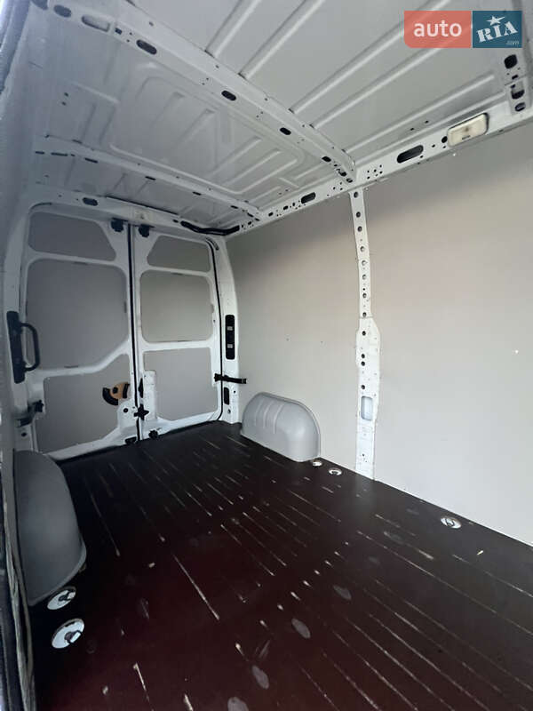 Грузовой фургон Renault Master 2021 в Луцке