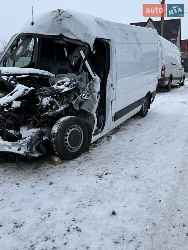 Вантажний фургон Renault Master 2023 в Володарці