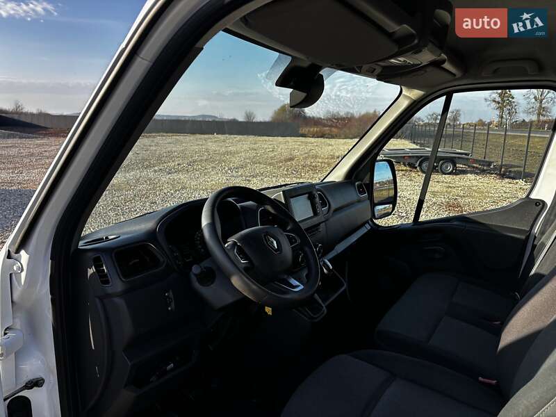 Вантажний фургон Renault Master 2020 в Львові