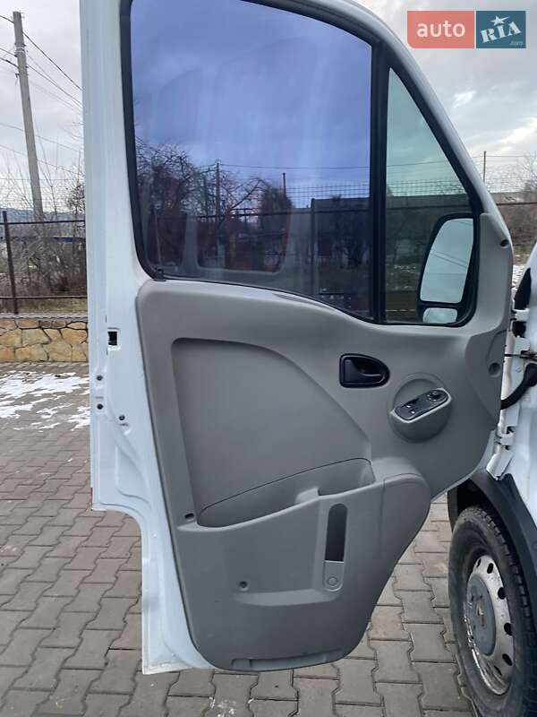 Вантажний фургон Renault Master 2010 в Могилів-Подільському