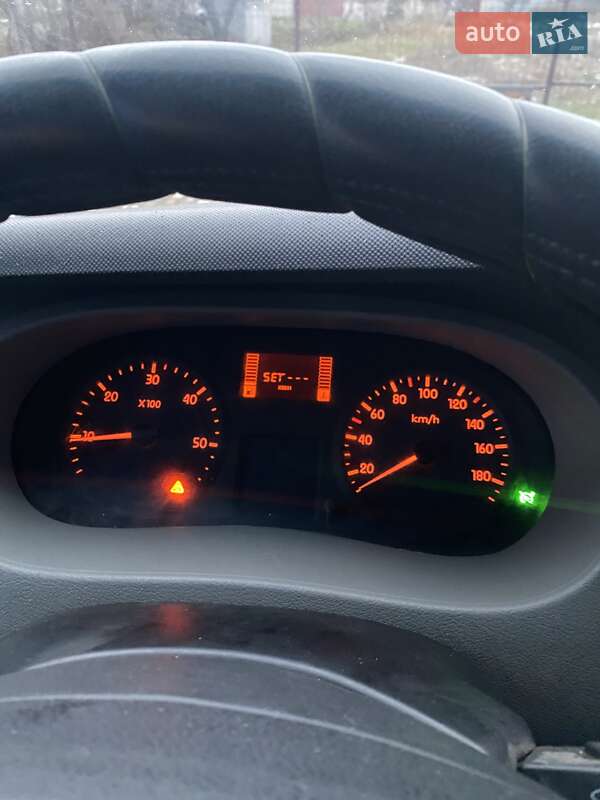 Вантажний фургон Renault Master 2010 в Могилів-Подільському