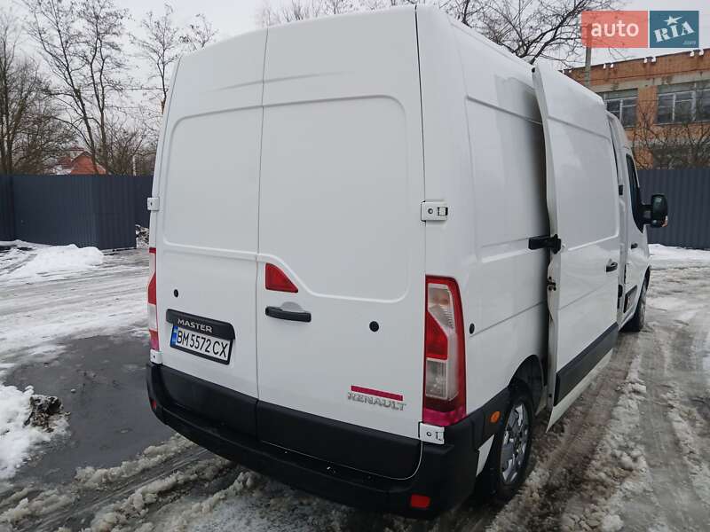 Грузовой фургон Renault Master 2016 в Полтаве