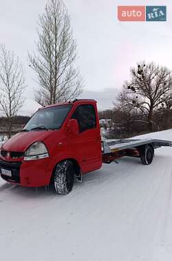 Евакуатор Renault Master 2008 в Ізюмі