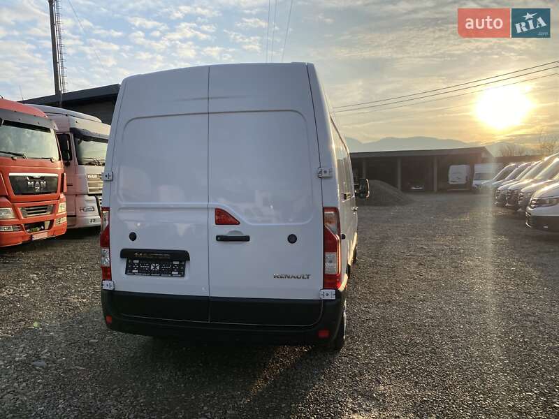 Грузовой фургон Renault Master 2021 в Хусте
