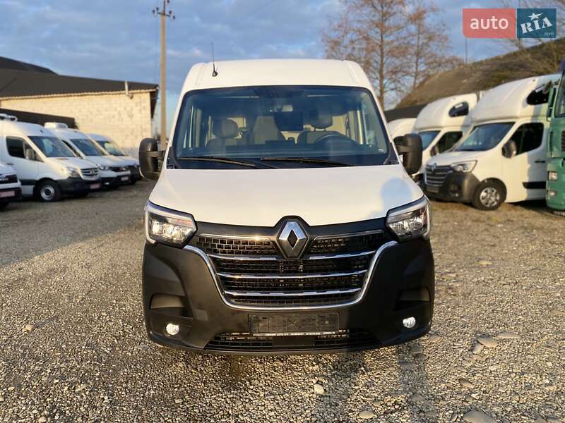 Грузовой фургон Renault Master 2021 в Хусте